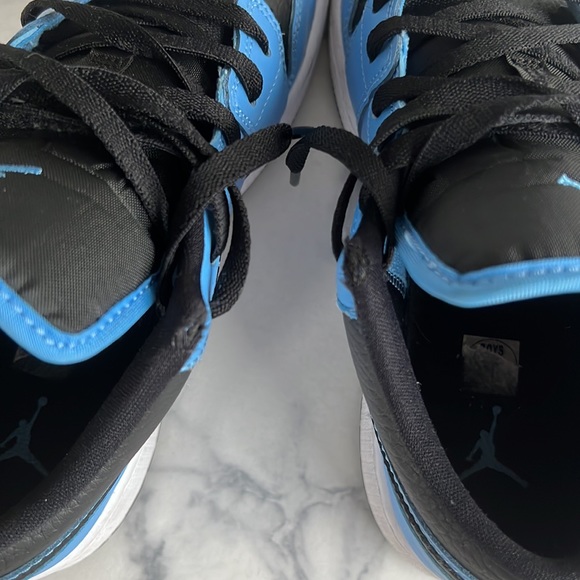 AIR JORDAN 1 LOW GS University Blue / Black - Picture 8 of 15